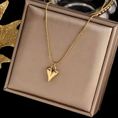 Zariva Eternal Heart Necklace – Zariva