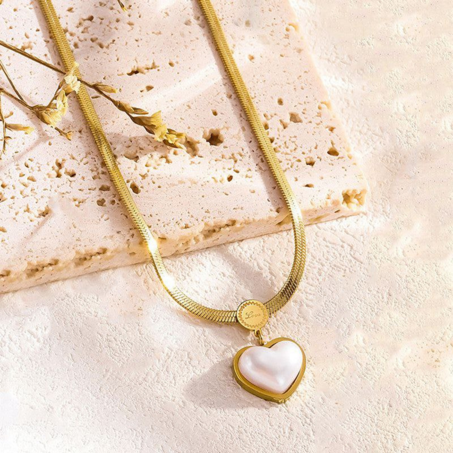 Elan Heart Necklace – Zariva