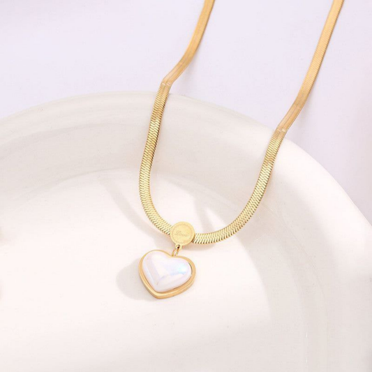 Elan Heart Necklace – Zariva
