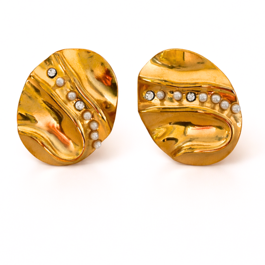Orla Oval Pearl Stud Earrings – Zariva